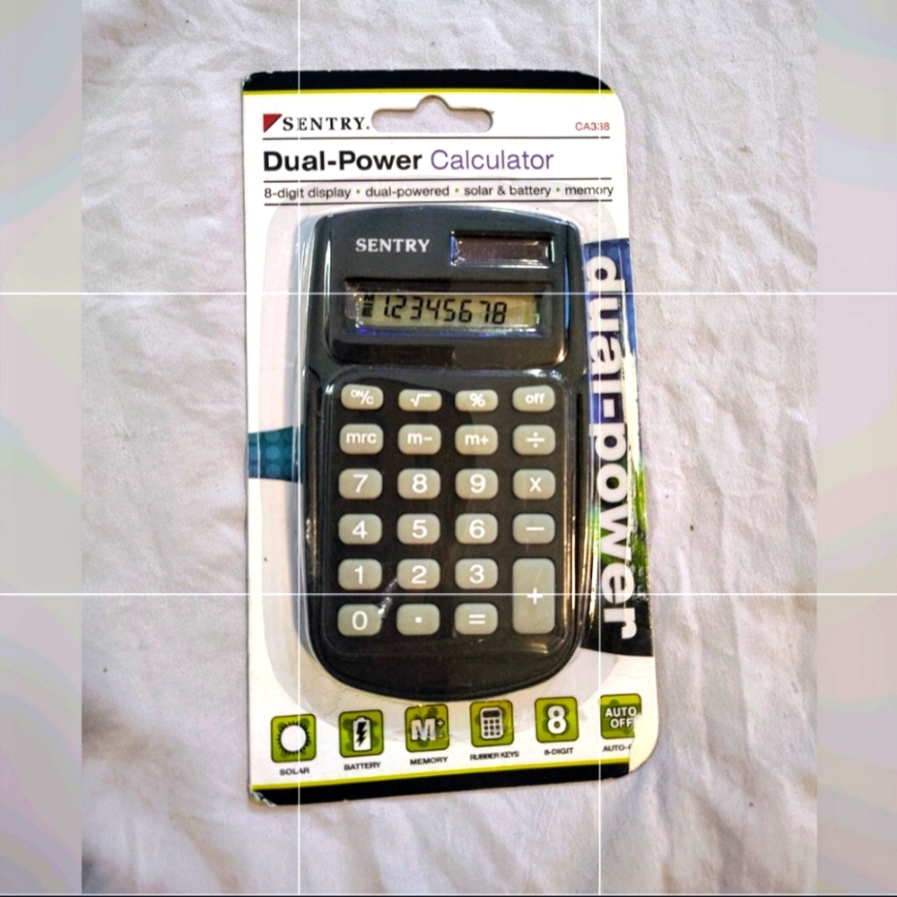 Entry Black Dual-Power Calculator